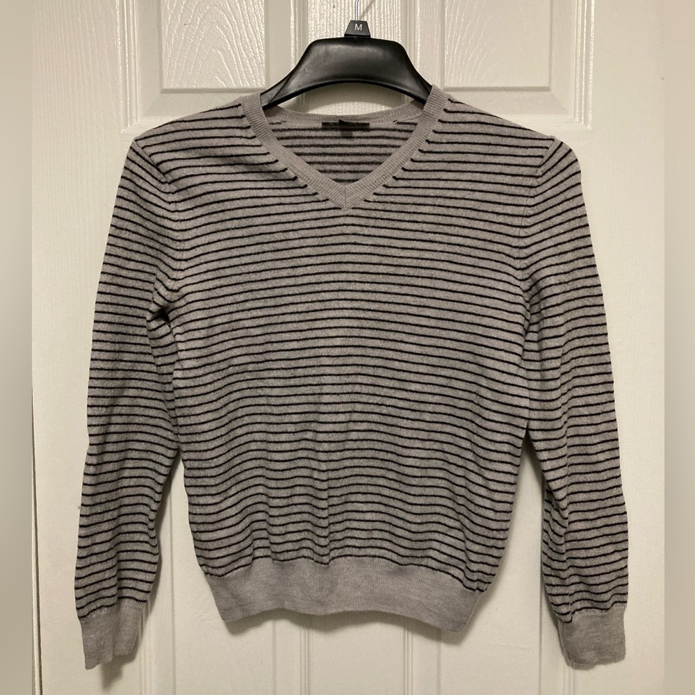 Gap Gray Striped 100% Italian Merino Wool Small Sweater #L